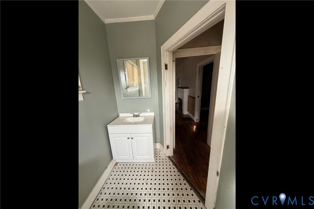 407 Brown Ave, Hopewell, VA 23860