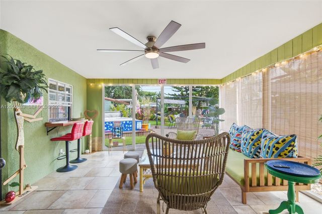 2538 Liberty St, Hollywood, FL 33020