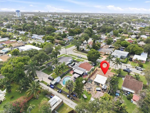 2538 Liberty St, Hollywood, FL 33020