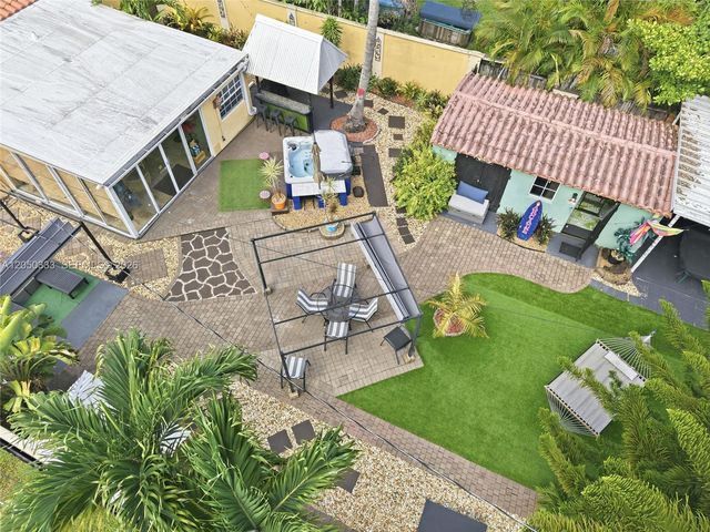 2538 Liberty St, Hollywood, FL 33020