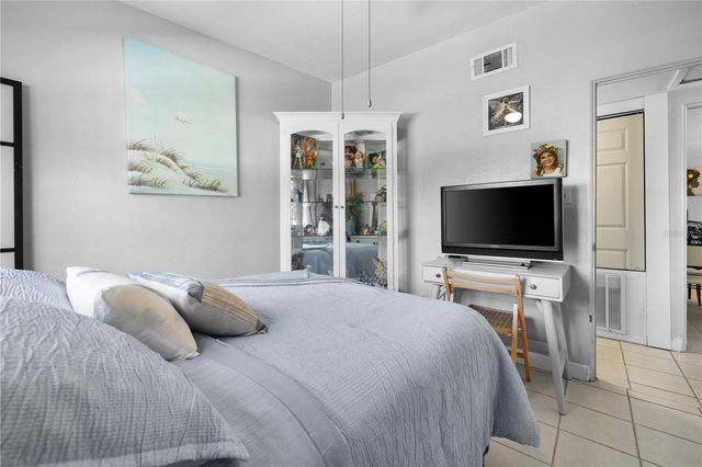 1401 WILTON AVENUE, Orlando, FL 32805