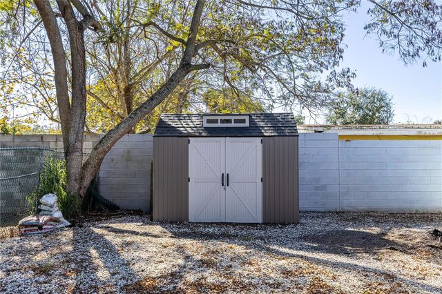 1401 WILTON AVENUE, Orlando, FL 32805