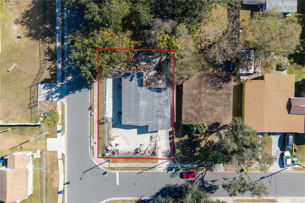 Image 30 of property listing at 1401 WILTON AVENUE, Orlando, FL 32805