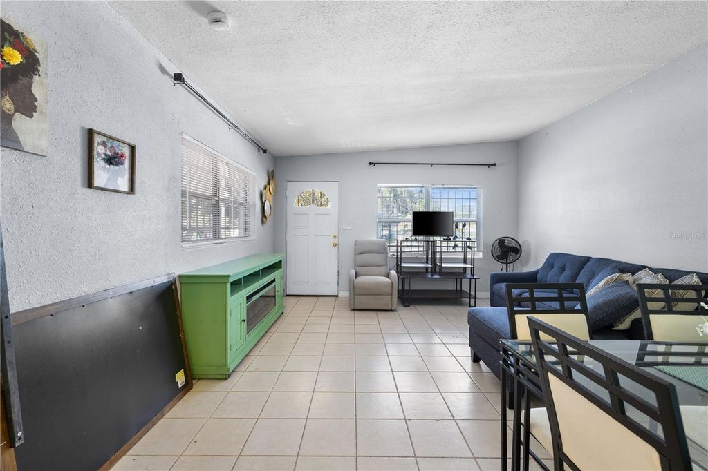 Image 5 of property listing at 1401 WILTON AVENUE, Orlando, FL 32805