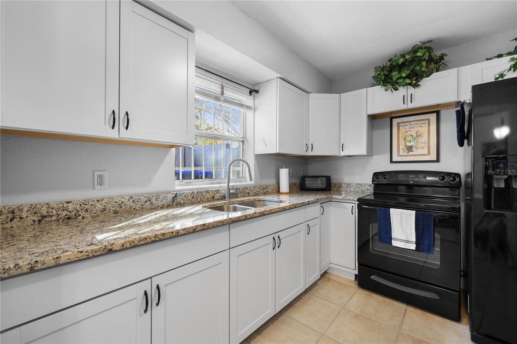 Image 9 of property listing at 1401 WILTON AVENUE, Orlando, FL 32805