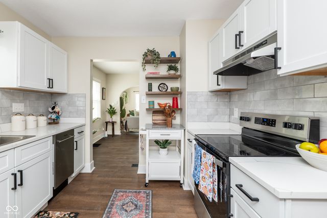 831 Wallace Avenue, Indianapolis, IN 46201