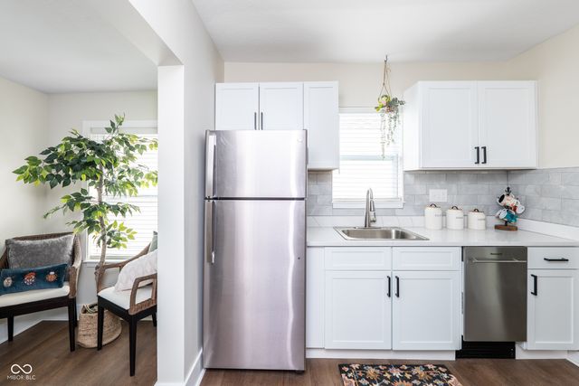 831 Wallace Avenue, Indianapolis, IN 46201