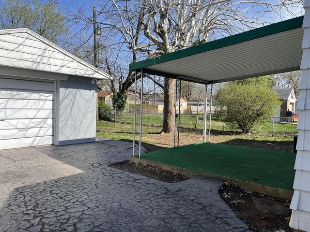 484 S Hampton Road, Columbus, OH 43213