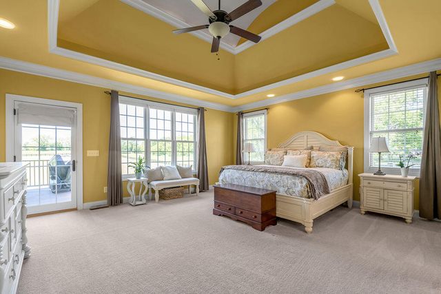 108 Stirling Lane, Versailles, KY 40383
