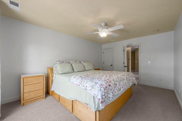 108 Stirling Lane, Versailles, KY 40383