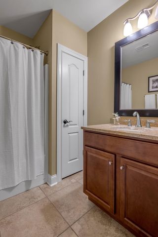 108 Stirling Lane, Versailles, KY 40383