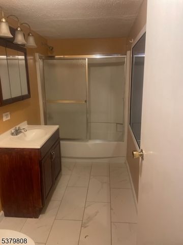 80 Mitchell Ave, Piscataway Twp., NJ 08854