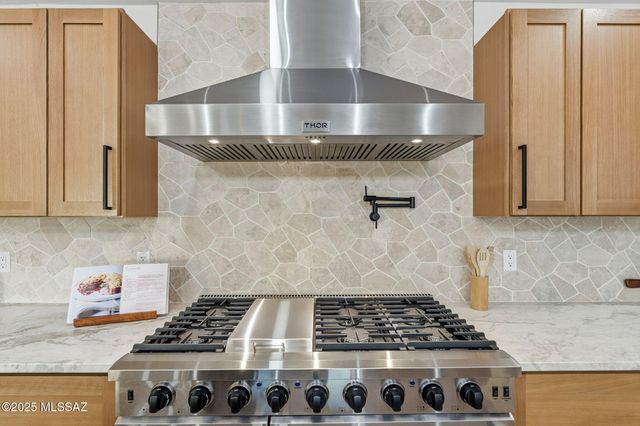 12450 N La Cholla Boulevard, Tucson, AZ 85755