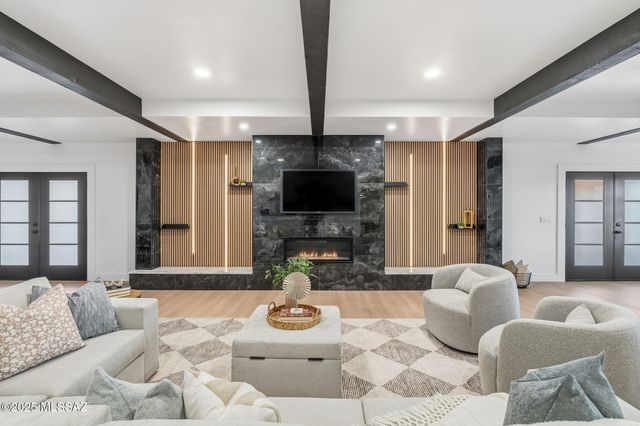 12450 N La Cholla Boulevard, Tucson, AZ 85755