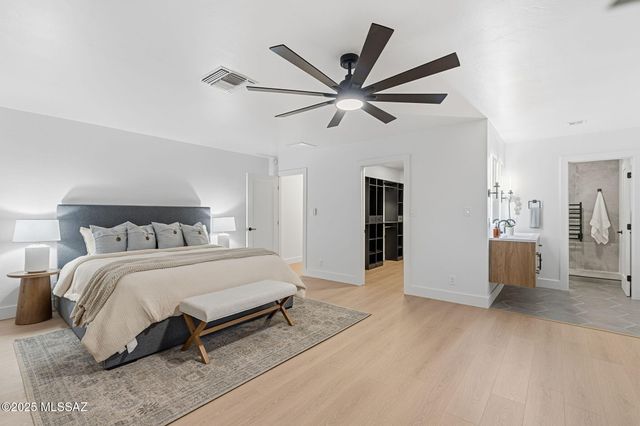 12450 N La Cholla Boulevard, Tucson, AZ 85755