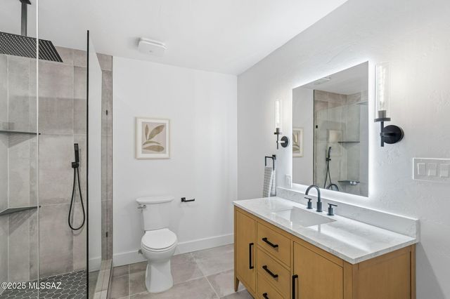 12450 N La Cholla Boulevard, Tucson, AZ 85755