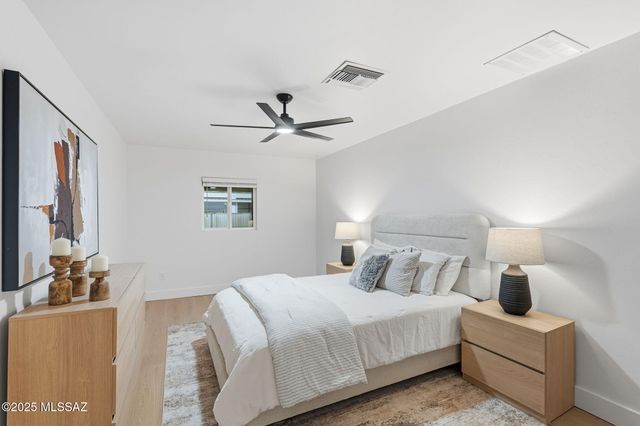 12450 N La Cholla Boulevard, Tucson, AZ 85755