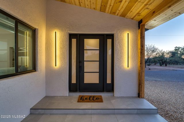 12450 N La Cholla Boulevard, Tucson, AZ 85755