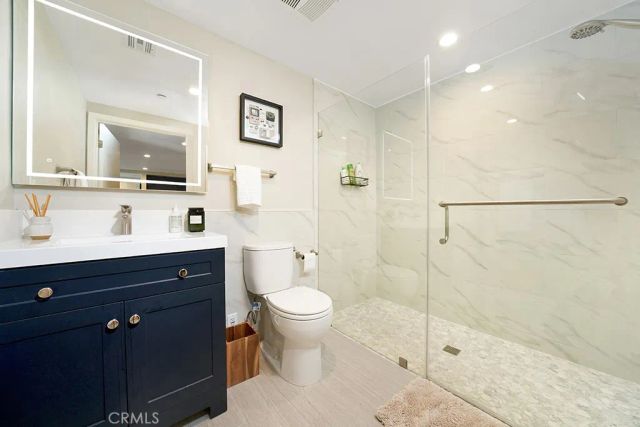 2939 Leeward Avenue 516, Los Angeles, CA 90005