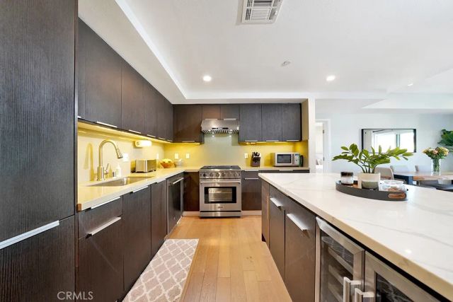 2939 Leeward Avenue 516, Los Angeles, CA 90005