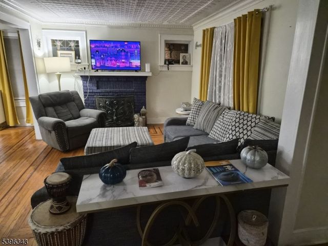 95 Farragut Rd, North Plainfield Boro, NJ 07062