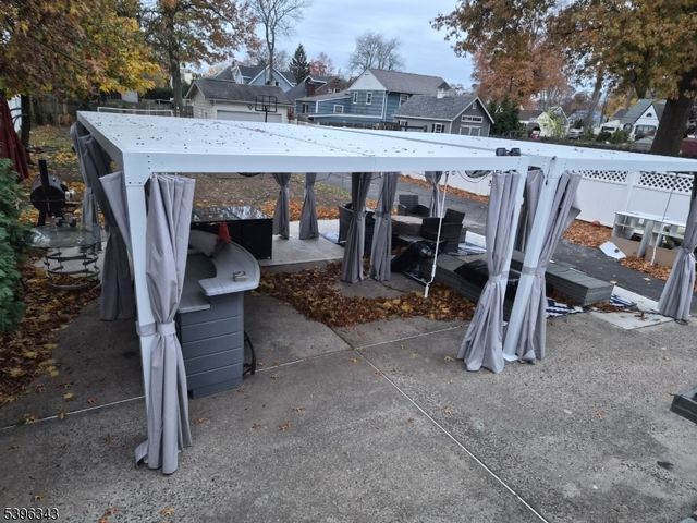 95 Farragut Rd, North Plainfield Boro, NJ 07062