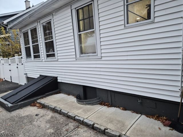 95 Farragut Rd, North Plainfield Boro, NJ 07062