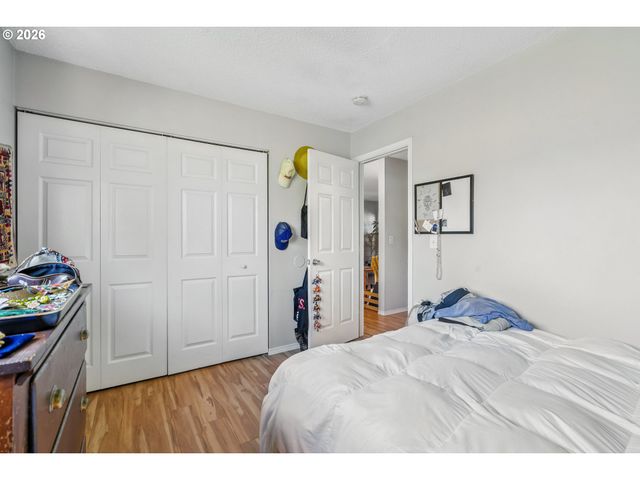 7555 N PORTSMOUTH Ave, Portland, OR 97203