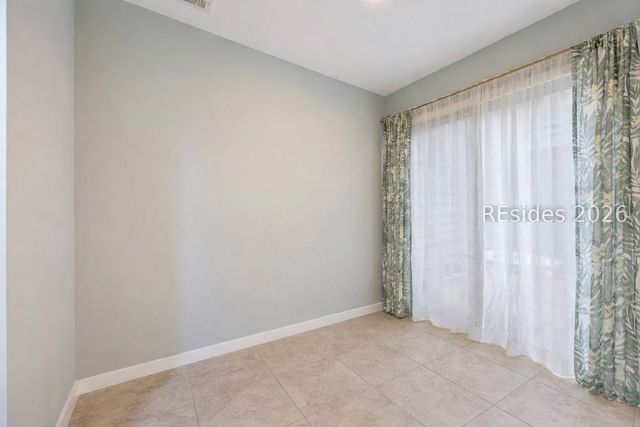 113 Shipyard Dr Apt 150, Hilton Head Island, SC 29928