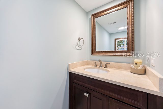 113 Shipyard Dr Apt 150, Hilton Head Island, SC 29928