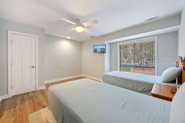 113 Shipyard Dr Apt 150, Hilton Head Island, SC 29928