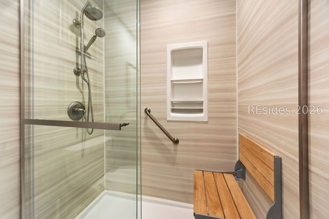 113 Shipyard Dr Apt 150, Hilton Head Island, SC 29928