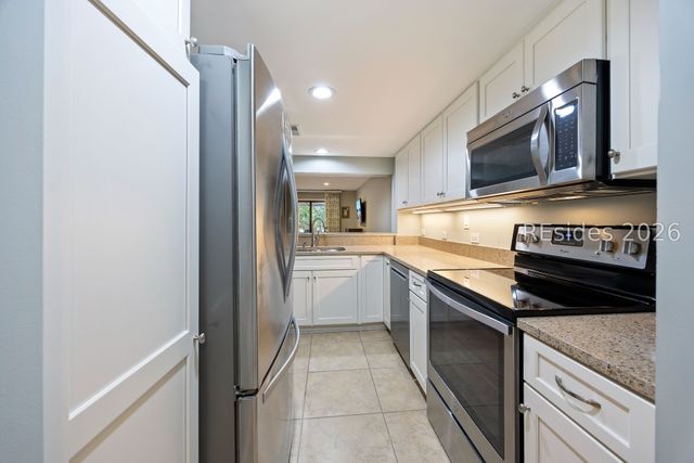 113 Shipyard Dr Apt 150, Hilton Head Island, SC 29928