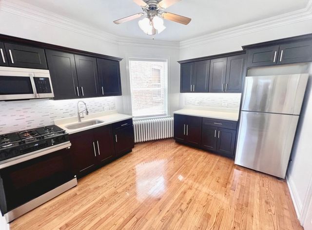 6619 CERMAK Road 2F, Berwyn, IL 60402