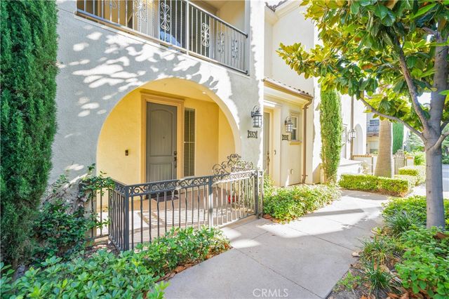 557 S Kroeger, Anaheim, CA 92805