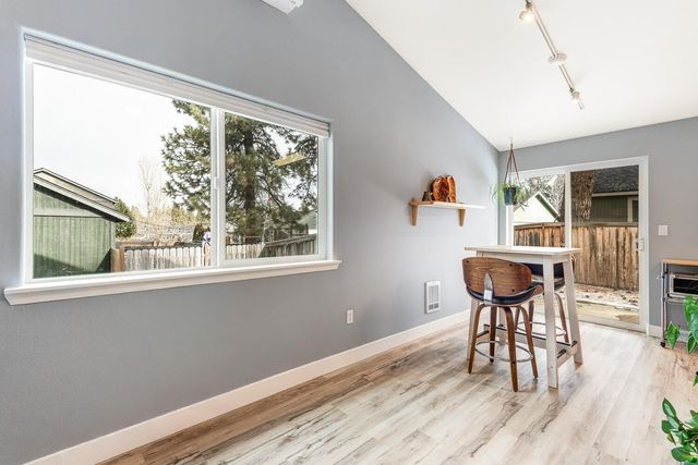 61016 Honkers Lane, Bend, OR 97702