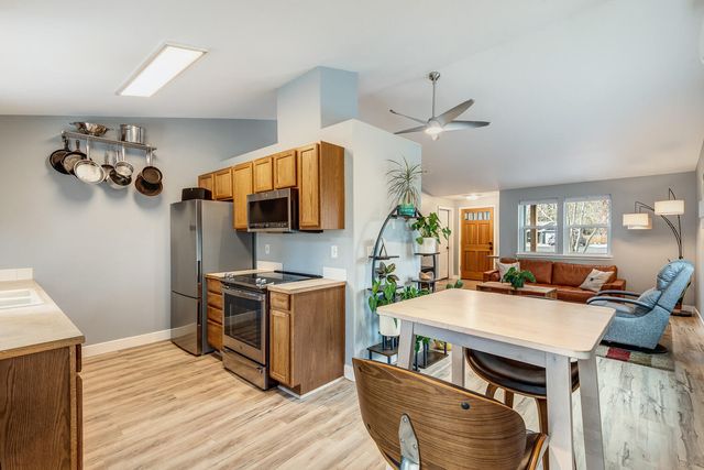 61016 Honkers Lane, Bend, OR 97702