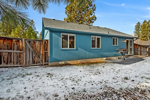 61016 Honkers Lane, Bend, OR 97702