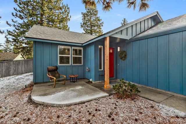 61016 Honkers Lane, Bend, OR 97702