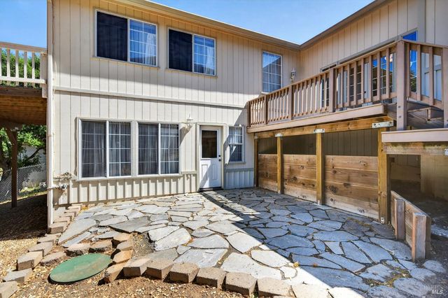 2937 Crystal Dr, Kelseyville, CA 95451