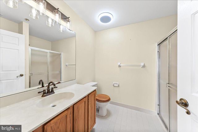 1588 NICKLAUS DR, Springfield, PA 19064