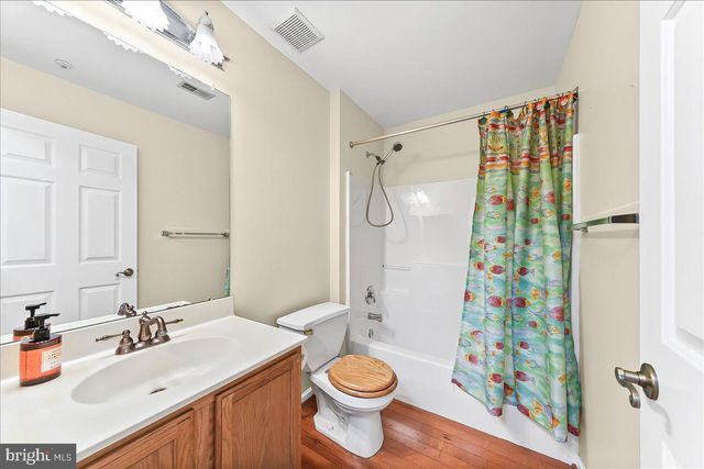 1588 NICKLAUS DR, Springfield, PA 19064