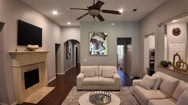 1109 Well Meadow Lane, Mckinney, TX 75071