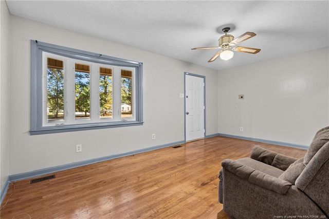 406 Mundy Street, Maxton, NC 28364