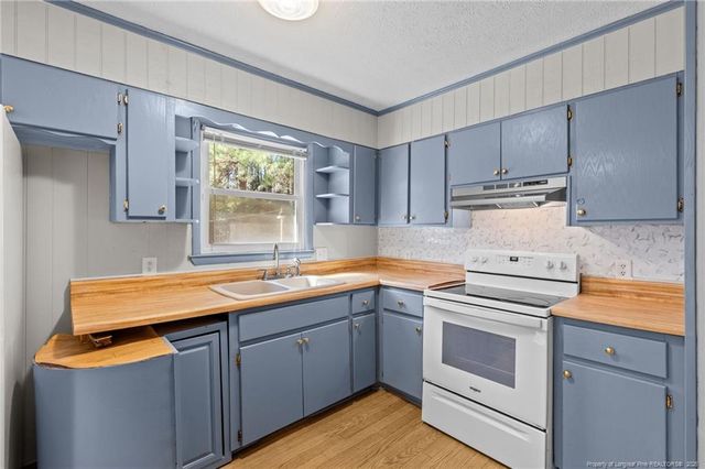 406 Mundy Street, Maxton, NC 28364