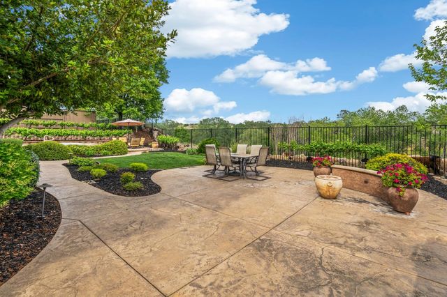 7063 Hearst Dr, El Dorado Hills, CA 95762