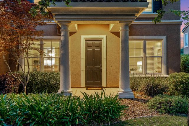 7063 Hearst Dr, El Dorado Hills, CA 95762