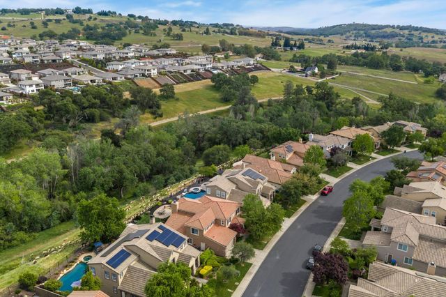 7063 Hearst Dr, El Dorado Hills, CA 95762