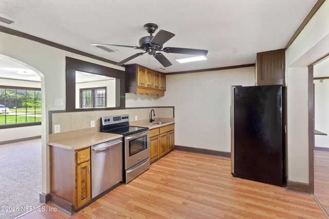 309 E RIVER Road, East Palatka, FL 32131