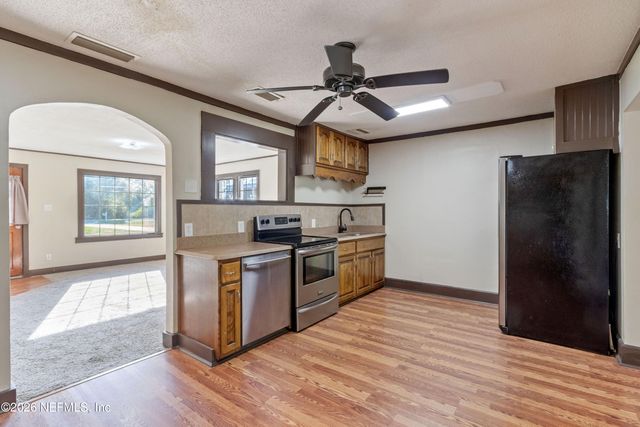 309 E RIVER Road, East Palatka, FL 32131